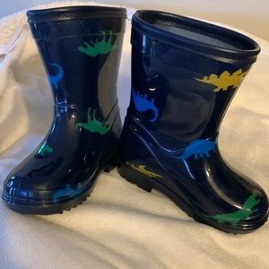 Carter’s Rain boots baby/toddler size 4.